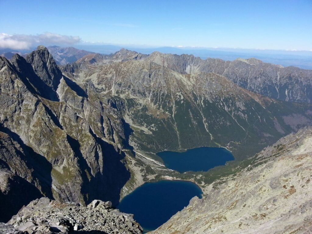 Rysy is a mountain in the crest of the High Tatras, eastern part of the Tatra Mountains | SUPER INFORMACIA